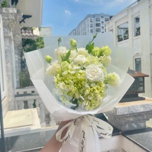 Bó Hoa Cẩm Tú Cầu Trắng – Tinh Khôi & Thanh Lịch